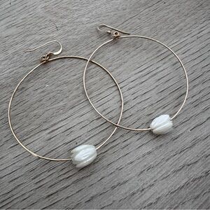 Pikake Elegant Gold Hoop Earrings